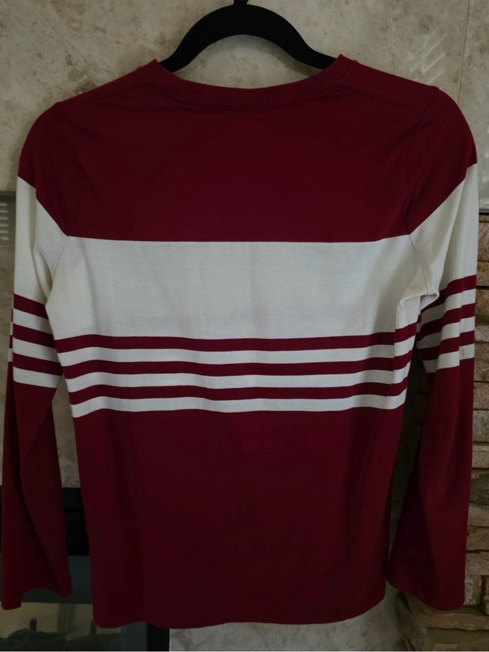 Burberry Red Ribbed Crewneck Top - Picture 4 of 4